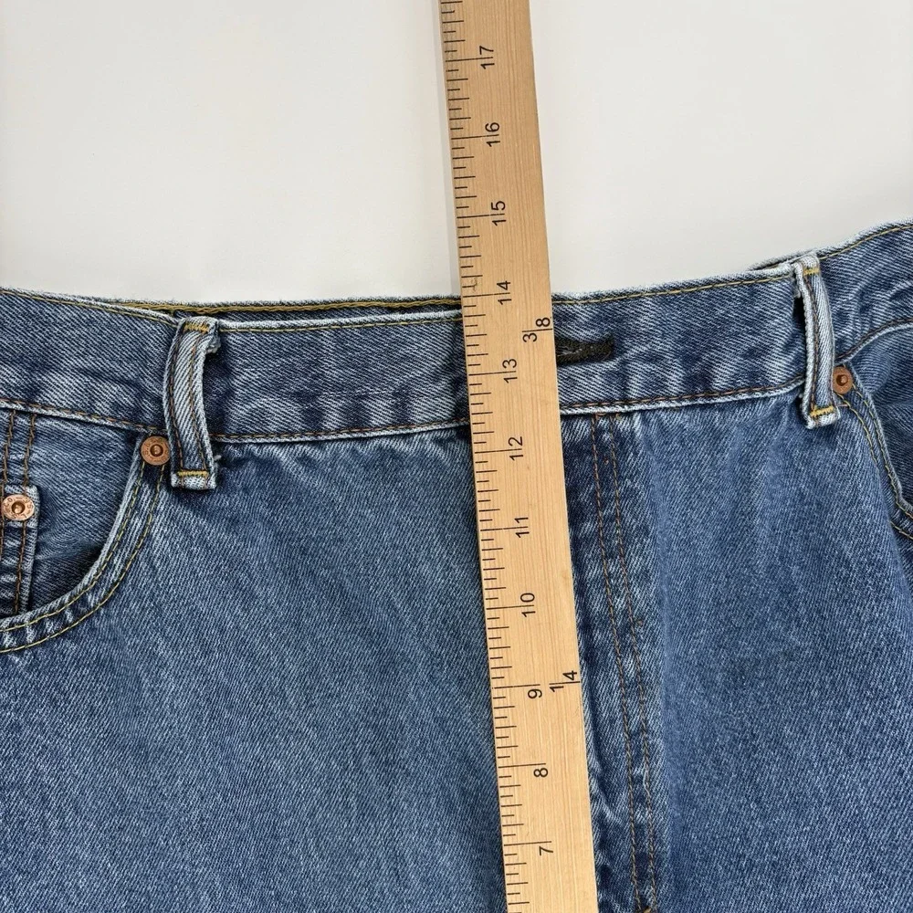 Levi's 550 Jeans Men's 42x32 (Fits 40x31) Blue Denim Relaxed Fit‎